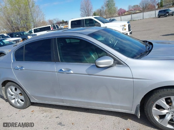 2010 Honda Accord Sdn EX-L with VIN 1HGCP3F82AA026149, listed as a IAAI auction lot 41953292 with 181,469 mi miles. Bid and sale history available at carsss.com. Image 13.