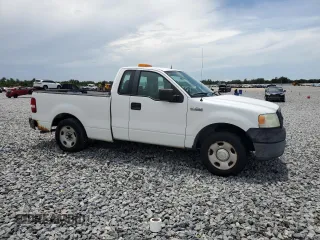 2007 Ford F-150 XL with VIN 1FTRF12W47NA34369, listed as a Copart auction lot 63666035 with 154,181 mi miles and Clean title. Bid and sale history available at DreamBid. Image 4.