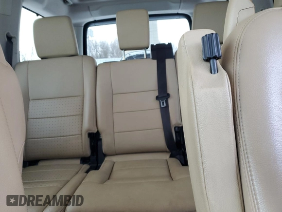 2007 Land Rover LR3 SE z VIN SALAE25407A421419, wystawiony jako Copart lot #85194654 z przebiegiem 183 739 mil mil oraz Czysty tytuł • Clean title. Historia ofert i sprzedaży dostępna na DreamBid. Obrazek 10.