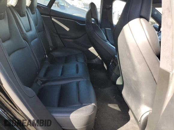 2019 Tesla Model S 75D with VIN 5YJSA1E21KF311317, listed as a Copart auction lot 53268765 with 81,898 mi miles and Salvage title. Bid and sale history available at DreamBid. Image 10.