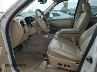 2007 Ford Explorer XLT z VIN 1FMEU63E57UA78521, wystawiony jako Copart lot #64180775 z przebiegiem 109 532 mil mil oraz Szkoda całkowita • Salvage title. Historia ofert i sprzedaży dostępna na DreamBid. Obrazek 7.