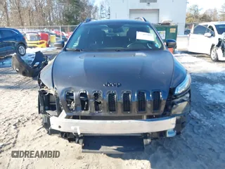 2017 Jeep Cherokee Limited z VIN 1C4PJMDS7HW557169, wystawiony jako IAAI lot #41469564 z przebiegiem 147 264 mil mil oraz . Historia ofert i sprzedaży dostępna na DreamBid. Obrazek 6.