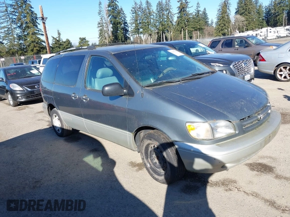 1999 Toyota Sienna LE with VIN 4T3ZF13C3XU103436, listed as a IAAI auction lot 41667242 with 228,318 mi miles. Bid and sale history available at carsss.com. Image 1.
