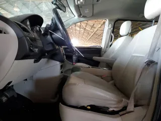 2013 Chrysler Town & Country Touring z VIN 2C4RC1BG6DR677967, wystawiony jako Copart lot #61434645 z przebiegiem 140 798 mil mil oraz Czysty tytuł • Clean title. Historia ofert i sprzedaży dostępna na DreamBid. Obrazek 7.