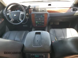 2013 Chevrolet Suburban LT with VIN 1GNSCJE09DR105725, listed as a Copart auction lot 61450935 with 171,659 mi miles and Salvage title. Bid and sale history available at DreamBid. Image 8.