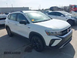 2022 Volkswagen Taos S с VIN 3VVDX7B20NM056353, выставлен на аукционе IAAI как лот 41782097 с пробегом 29 513 миль миль и . История ставок и продаж доступна на DreamBid. Изображение 1.