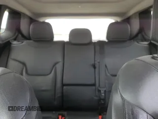 2015 Jeep Renegade Limited z VIN ZACCJBDTXFPB84988, wystawiony jako Copart lot #50721795 z przebiegiem 94 347 mil mil oraz Szkoda całkowita • Salvage title. Historia ofert i sprzedaży dostępna na DreamBid. Obrazek 10.