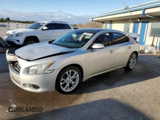2014 Nissan Maxima SV z VIN 1N4AA5AP4EC911096, wystawiony jako Copart lot #47864645 z przebiegiem Nie podano mil oraz Szkoda całkowita • Salvage title. Historia ofert i sprzedaży dostępna na DreamBid. Obrazek 1.