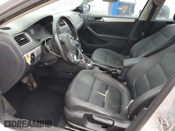 2011 Volkswagen Jetta TDI с VIN 3VWLL7AJ4BM084843, выставлен на аукционе Copart как лот 58180235 с пробегом 172 674 миль миль и Списание • Salvage title. История ставок и продаж доступна на DreamBid. Изображение 7.