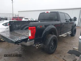 2017 Ford Super Duty F-250 SRW Lariat with VIN 1FT7W2BT4HEC20207, listed as a IAAI auction lot 41358821 with 152,195 mi miles. Bid and sale history available at carsss.com. Image 4.