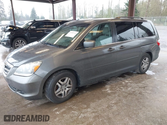 2007 Honda Odyssey EX with VIN 5FNRL38417B054717, listed as a IAAI auction lot 41955733 with 157,076 mi miles. Bid and sale history available at carsss.com. Image 17.