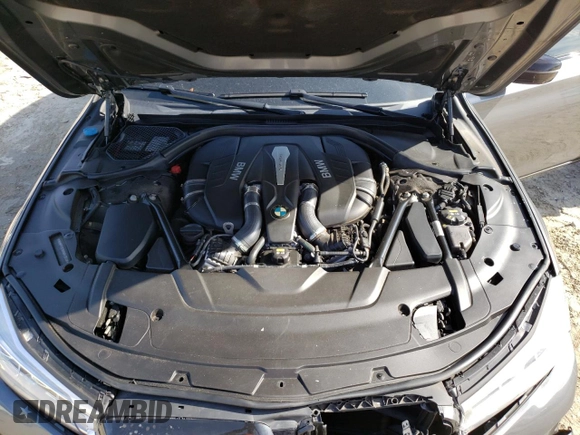 2016 BMW 7 Series 750i xDrive with VIN WBA7F2C58GG415596, listed as a Copart auction lot 40374203 with 91,226 mi miles. Bid and sale history available at carsss.com. Image 11.
