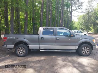 2011 Ford F-150 XL with VIN 1FTFW1EF2BFA91333, listed as a IAAI auction lot 42196334 with 263,972 mi miles. Bid and sale history available at carsss.com. Image 13.