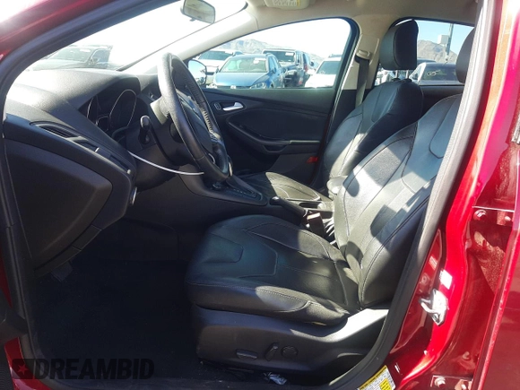 2015 Ford Focus SE z VIN 1FADP3F24FL314108, wystawiony jako Copart lot #57746805 z przebiegiem 64 659 mil mil oraz Szkoda całkowita • Salvage title. Historia ofert i sprzedaży dostępna na DreamBid. Obrazek 7.