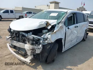 2025 Toyota Sienna LE z VIN 5TDKRKEC8SS245934, wystawiony jako IAAI lot #42274195 z przebiegiem 4 933 mil mil oraz . Historia ofert i sprzedaży dostępna na DreamBid. Obrazek 18.