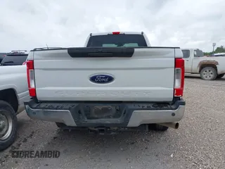2019 Ford Super Duty F-250 SRW XL with VIN 1FT7W2A67KEC28577, listed as a IAAI auction lot 41960776 with 50,979 mi miles. Bid and sale history available at carsss.com. Image 17.