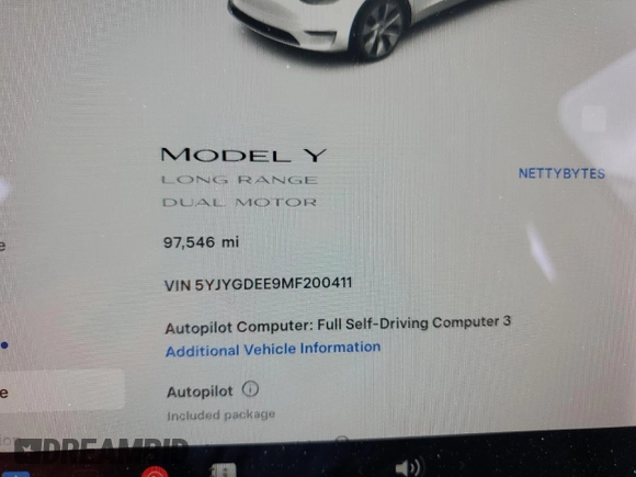 2021 Tesla Model Y Long Range z VIN 5YJYGDEE9MF200411, wystawiony jako Copart lot #53738075 z przebiegiem 97 546 mil mil oraz Szkoda całkowita • Salvage title. Historia ofert i sprzedaży dostępna na DreamBid. Obrazek 9.