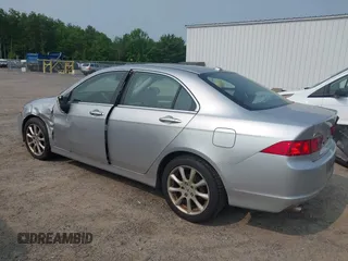 2006 Acura TSX with VIN JH4CL968X6C031347, listed as a IAAI auction lot 42399242 with 279,572 mi miles and . Bid and sale history available at DreamBid. Image 3.