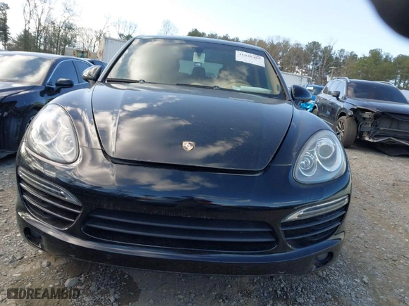 2013 Porsche Cayenne Diesel with VIN WP1AF2A27DLA38049, listed as a IAAI auction lot 41848489 with 103,292 mi miles. Bid and sale history available at carsss.com. Image 12.