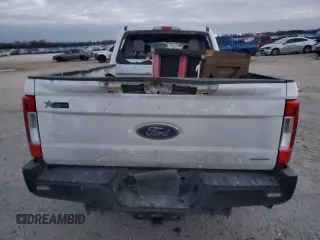 2017 Ford F-250 XL z VIN 1FT7W2A66HEE73878, wystawiony jako Copart lot #88638885 z przebiegiem Nie podano mil oraz Szkoda całkowita • Salvage title. Historia ofert i sprzedaży dostępna na DreamBid. Obrazek 10.