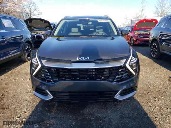 2025 Kia Sportage Hybrid EX with VIN KNDPVCDG8S7181271, listed as a Copart auction lot 84878974 with 14 mi miles and Salvage Title. Bid and sale history available at carsss.com. Image 5.