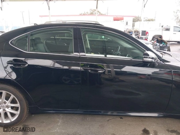 2011 Lexus IS 250 with VIN JTHBF5C26B5145842, listed as a IAAI auction lot 41807032 with 78,087 mi miles. Bid and sale history available at carsss.com. Image 14.