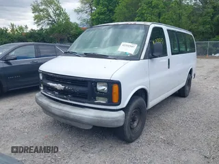 2001 Chevrolet Express z VIN 1GAGG25R911227950, wystawiony jako IAAI lot #42331547 z przebiegiem 101 695 mil mil oraz . Historia ofert i sprzedaży dostępna na DreamBid. Obrazek 2.