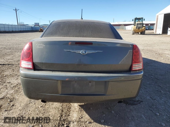 2008 Chrysler 300 C with VIN 2C3KK63H18H138973, listed as a Copart auction lot 80827044 with 197,910 mi miles and Clean Title. Bid and sale history available at carsss.com. Image 6.