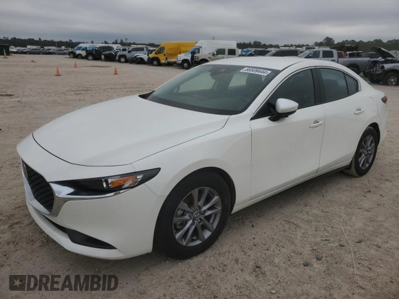 2022 Mazda 3 S with VIN 3MZBPAAL4NM307238, listed as a Copart auction lot 86509444 with 31,607 mi miles and Salvage title. Bid and sale history available at DreamBid. Image 1.