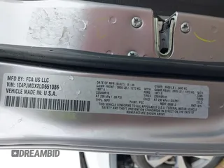 2020 Jeep Cherokee Limited с VIN 1C4PJMDX2LD651086, выставлен на аукционе IAAI как лот 42245150 с пробегом 83 254 миль миль и . История ставок и продаж доступна на DreamBid. Изображение 9.