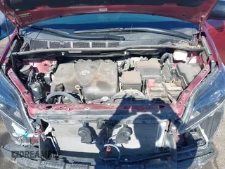 2020 Toyota Sienna SE with VIN 5TDXZ3DC8LS053685, listed as a IAAI auction lot 42304380 with 40,812 mi miles and . Bid and sale history available at DreamBid. Image 10.