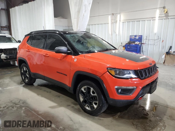 2017 Jeep Compass Trailhawk z VIN 3C4NJDDB4HT640927, wystawiony jako Copart lot #58468415 z przebiegiem 112 583 mil mil oraz Szkoda całkowita • Salvage title. Historia ofert i sprzedaży dostępna na DreamBid. Obrazek 4.