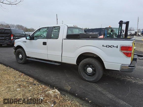 2014 Ford F-150 XL with VIN 1FTFX1EF1EKG06816, listed as a Copart auction lot 48240215 with 78,647 mi miles and Clean Title. Bid and sale history available at DreamBid. Image 2.