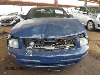 2007 Ford Mustang Deluxe with VIN 1ZVFT80N575334160, listed as a IAAI auction lot 41960332 with 160,283 mi miles. Bid and sale history available at carsss.com. Image 6.