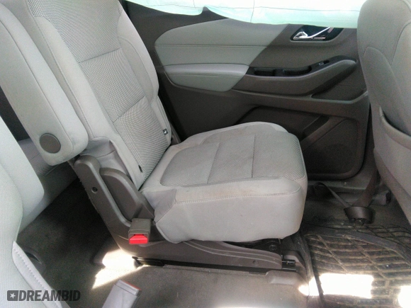 2018 Chevrolet Traverse LT Cloth with VIN 1GNEVGKW3JJ226764, listed as a IAAI auction lot 41784966 with 112,626 mi miles. Bid and sale history available at carsss.com. Image 8.