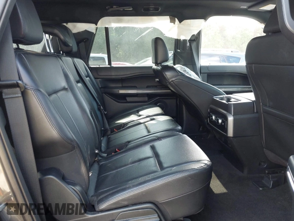 2021 Ford Expedition Max XLT с VIN 1FMJK1JT3MEA47718, выставлен на аукционе IAAI как лот 42453103 с пробегом 31 624 миль миль и . История ставок и продаж доступна на DreamBid. Изображение 8.