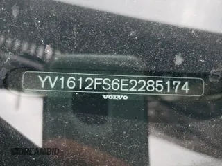 2014 Volvo S60 T5 z VIN YV1612FS6E2285174, wystawiony jako Copart lot #59003035 z przebiegiem 102 548 mil mil oraz Szkoda całkowita • Salvage title. Historia ofert i sprzedaży dostępna na DreamBid. Obrazek 12.