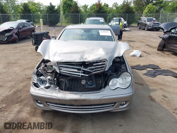 2006 Mercedes-Benz C 280 Luxury с VIN WDBRF92H66F782113, выставлен на аукционе IAAI как лот 42389922 с пробегом 112 367 миль миль и . История ставок и продаж доступна на DreamBid. Изображение 12.