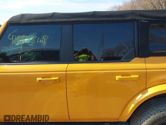 2021 Ford Bronco with VIN 1FMDE5BH7MLA95966, listed as a IAAI auction lot 39078717 with 44,858 mi miles and . Bid and sale history available at DreamBid. Image 15.