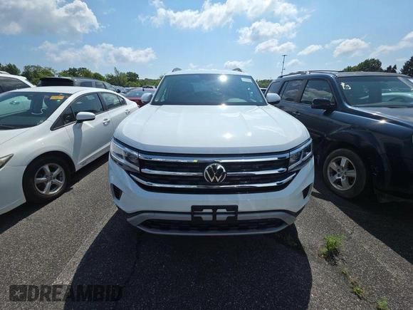 2023 Volkswagen Atlas SE с VIN 1V2HR2CA7PC526707, выставлен на аукционе IAAI как лот 42854241 с пробегом 28 220 миль миль и . История ставок и продаж доступна на DreamBid. Изображение 16.