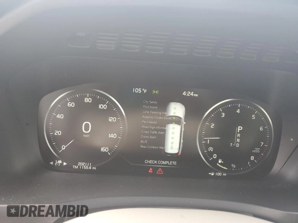2017 Volvo XC90 Momentum with VIN YV4A22PK8H1141113, listed as a Copart auction lot 64382545 with 202,111 mi miles and Clean title. Bid and sale history available at DreamBid. Image 9.