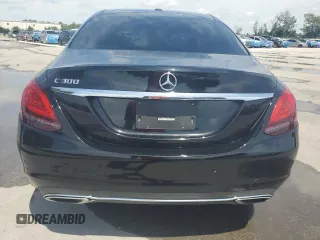2019 Mercedes-Benz C 300 with VIN 55SWF8DBXKU296537, listed as a Copart auction lot 58489665 with 51,341 mi miles and Salvage title. Bid and sale history available at DreamBid. Image 6.