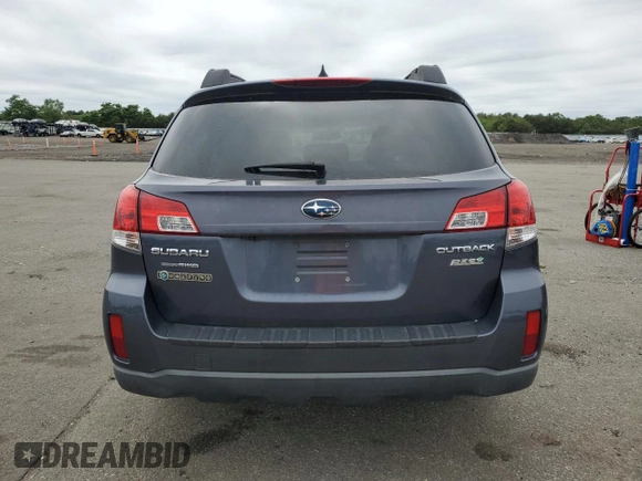 2014 Subaru Outback Limited z VIN 4S4BRBLC3E3323492, wystawiony jako Copart lot #61938235 z przebiegiem 173 738 mil mil oraz Szkoda całkowita • Salvage title. Historia ofert i sprzedaży dostępna na DreamBid. Obrazek 6.
