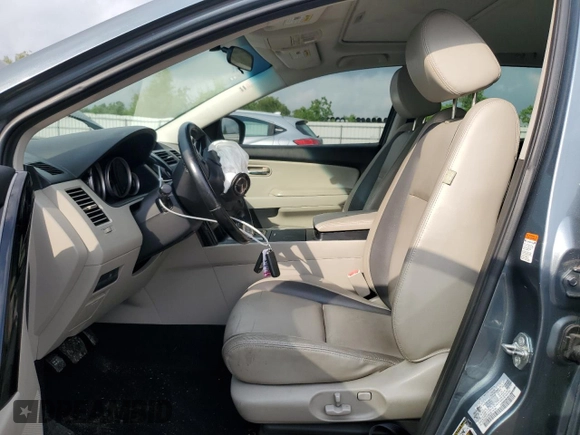 2011 Mazda CX-9 Touring with VIN JM3TB2CA1B0325032, listed as a Copart auction lot 54110615 with 134,418 mi miles and Salvage title. Bid and sale history available at DreamBid. Image 7.
