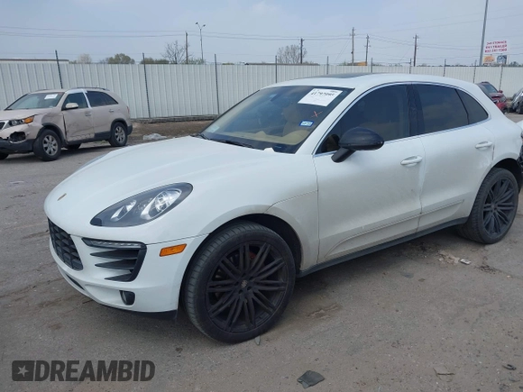 2015 Porsche Macan S with VIN WP1AB2A50FLB60518, listed as a IAAI auction lot 41797095 with 74,294 mi miles. Bid and sale history available at carsss.com. Image 18.