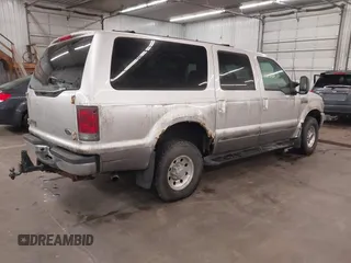 2002 Ford Excursion XLT with VIN 1FMNU41SX2EB16776, listed as a IAAI auction lot 42126900 with 254,968 mi miles and . Bid and sale history available at DreamBid. Image 4.