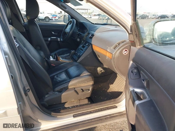2008 Volvo XC90 I6 with VIN YV4CZ982881452326, listed as a IAAI auction lot 41017825 with 1 mi miles. Bid and sale history available at carsss.com. Image 5.