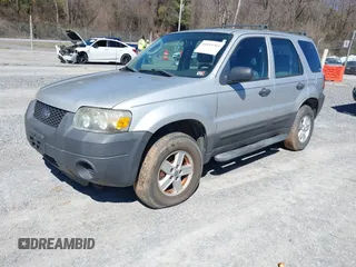 2006 Ford Escape XLS with VIN 1FMYU92Z06KA54222, listed as a IAAI auction lot 41819204 with 145,253 mi miles. Bid and sale history available at carsss.com. Image 2.