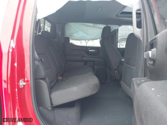 2019 Chevrolet Silverado 1500 LT with VIN 3GCUYDED8KG148523, listed as a IAAI auction lot 41440098 with 76,470 mi miles. Bid and sale history available at carsss.com. Image 8.