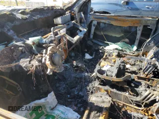 2017 Ram 1500 Tradesman z VIN 3C6JR6DT9HG631829, wystawiony jako Copart lot #48333395 z przebiegiem Nie podano mil oraz Nie do naprawy • Non repairable. Historia ofert i sprzedaży dostępna na DreamBid. Obrazek 7.